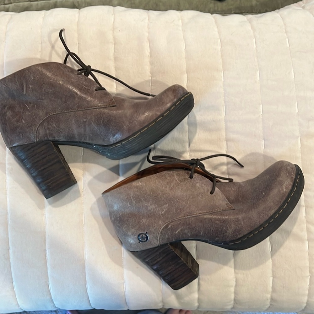 Born grayish brown ankle boots size 7.